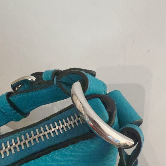 Prada bag - Picture 6 of 16